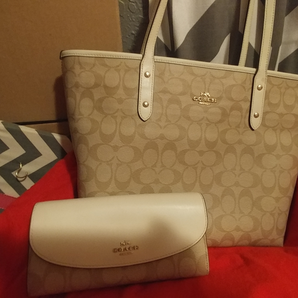 Coach Purse and Wallet set